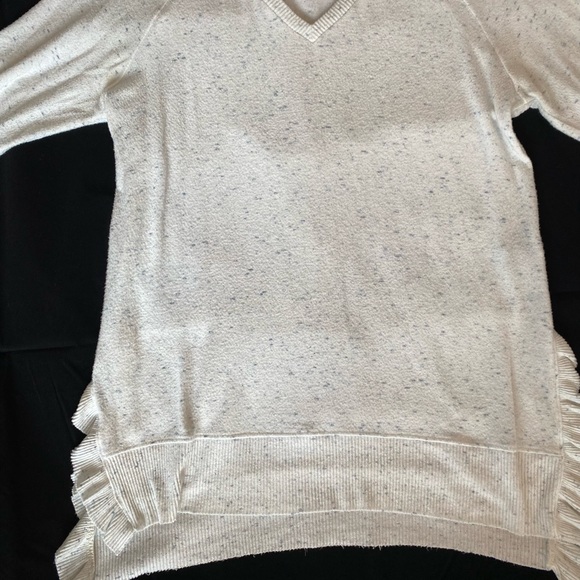 Anthropologie V-neck Sweater - Picture 2 of 6